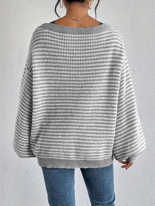 Althea | Loose knit sweater with dropped shoulders