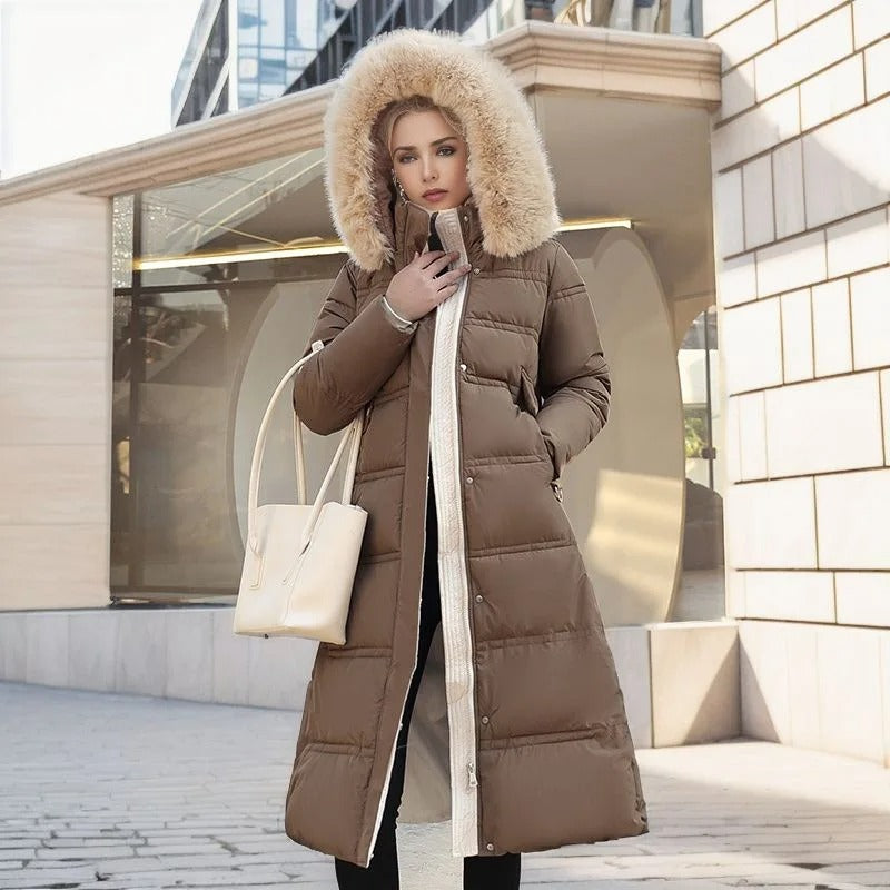 Melanie | Luxurious winter parka with fur hood